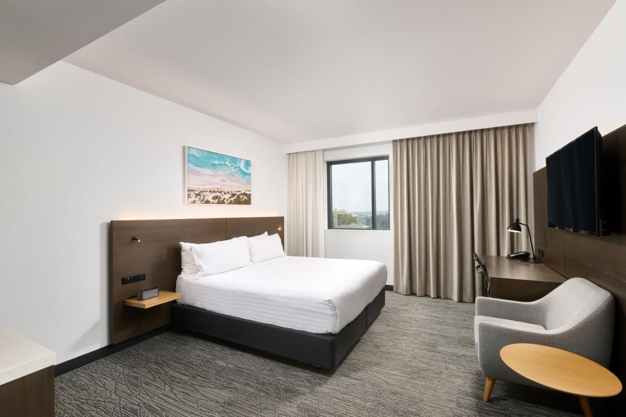Holiday Inn West Perth By Ihg Exterior foto